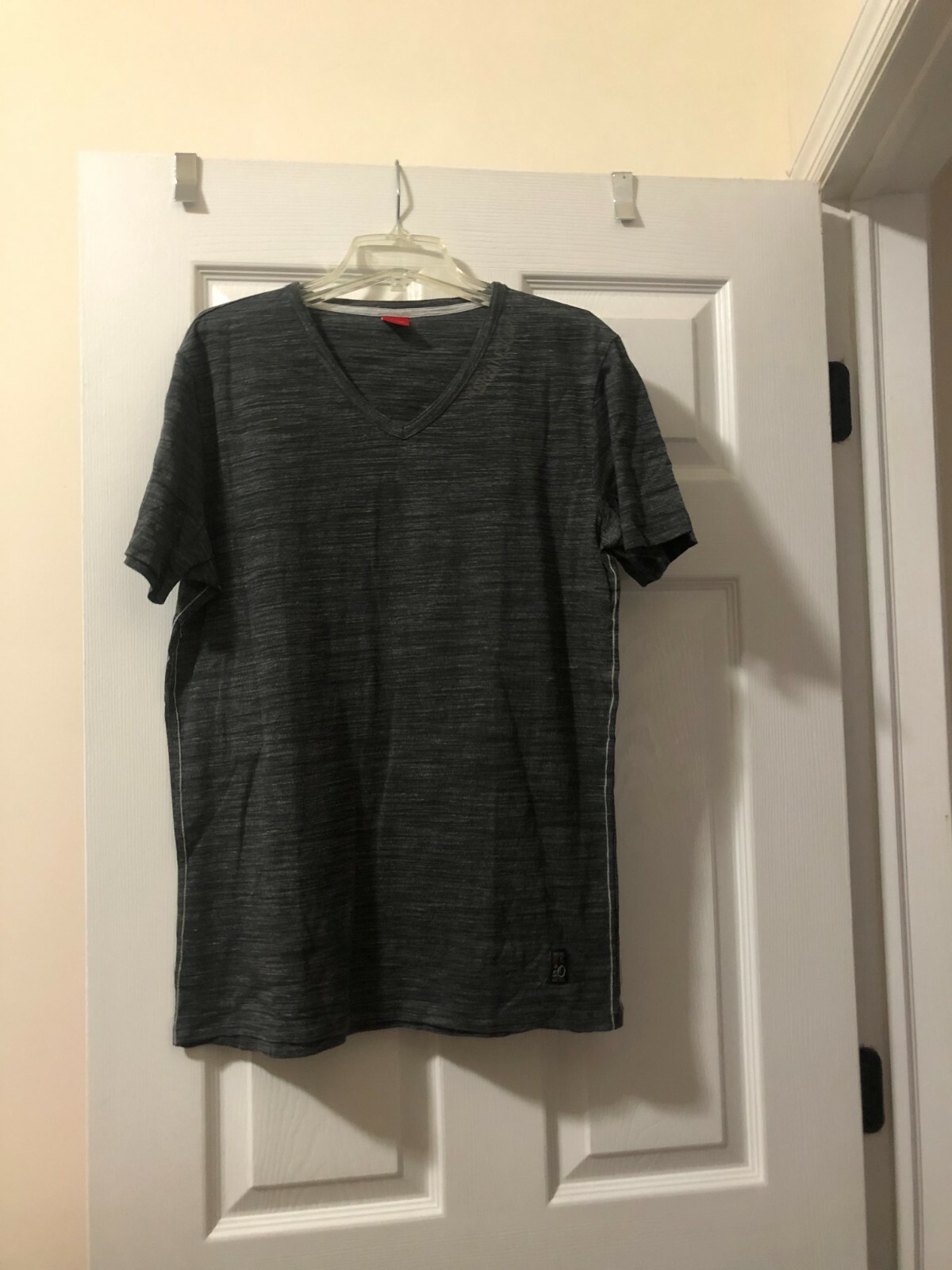 Picture 1 of 6