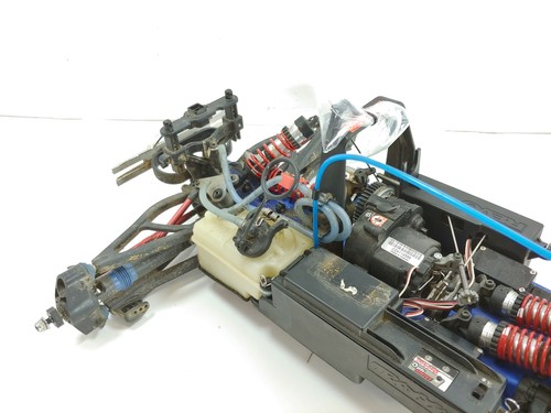 Rare Vintage Traxxas Revo 2.5R 1/8 Nitro Monster Truck Roller Slider w/ Servos - Picture 8 of 8
