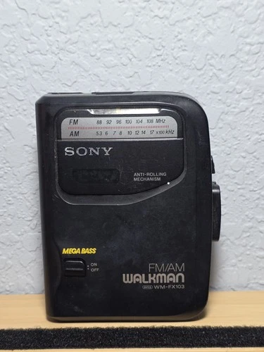 Sony Radio Cassette Player WM-FX103 FM/AM Walkman Vintage Retro 80s 90s