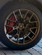 OEM Lamborghini Huracan Sterrato Rear Wheel *SPECIAL COLOR* Gold (minor rash)