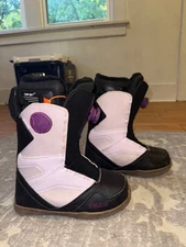 Thirtytwo Women’s Snowboard Boots Lightly-Worn Double BOA Comfort-Fit