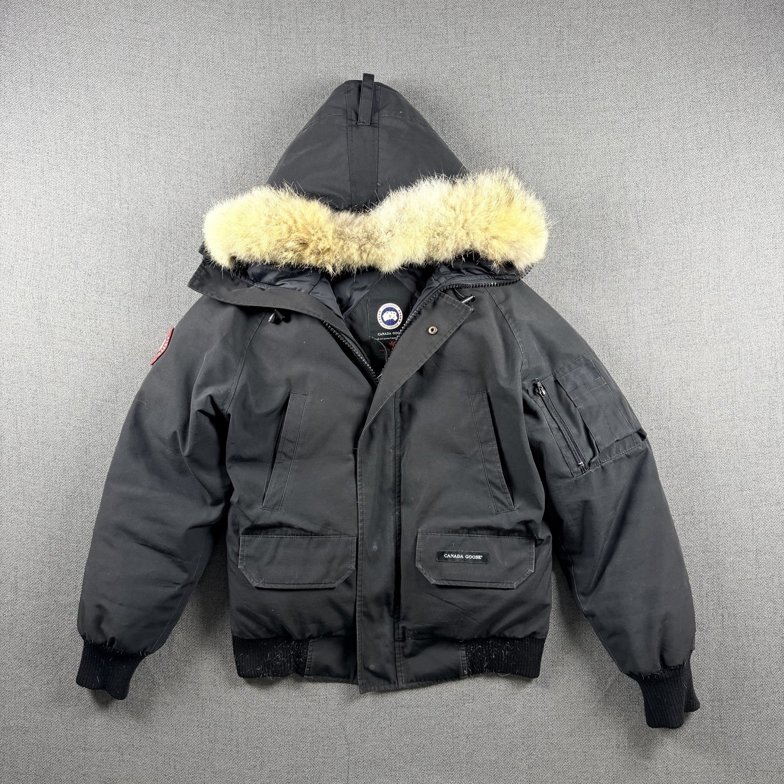 Canada Goose Chilliwack Bomber Black Fur Hood Men’s Size XS Fits S Down Jacket