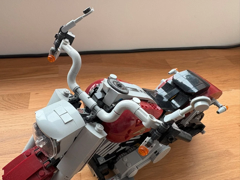 LEGO Creator 10269 Harley-Davidson Fat Boy, Foto 3 von 5