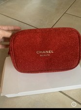 New CHANEL Beauty Red Holiday Gift Set Clutch Case Cosmetic Bag Pouch Chain