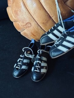 Miniatur Fussballschuhe ADIDAS Original signiert von Uwe Seeler