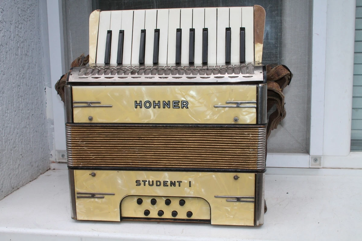 Hohner student 1 on sale accordion