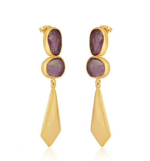 Pendientes colgantes de amatista enchapados en oro de latón con piedras preciosas Foto 2 de 3