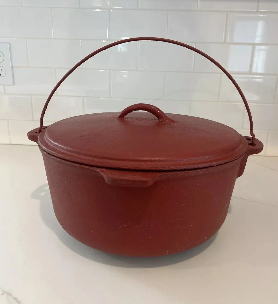 Cast Iron Pot w/ Lid Dutch Oven Cooking Red Fireplace Vintage Country Cottage