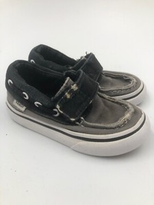 gray boys vans