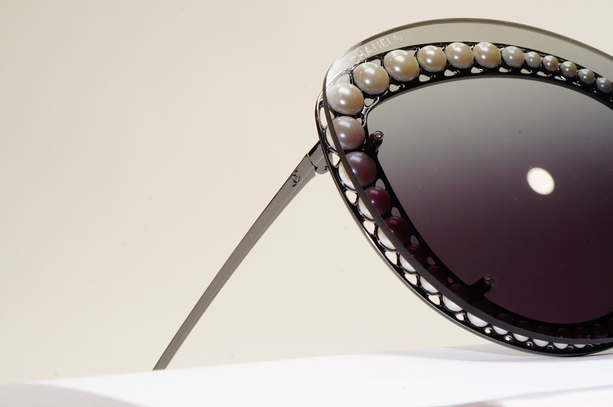 Chanel Sunglasses Pearl Gunmetal Grey Gradient Smoke Shield