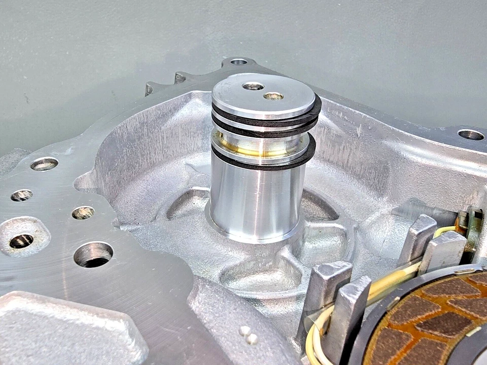 13040-JK24C NISSAN VQ35DE 350Z INFINITI M35 M45 EX35 VTC COVER & PULLEY KIT RH - Imagem 4 de 4