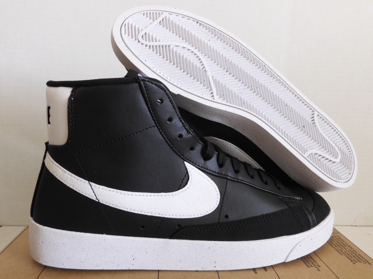 【NIKE】Nike Blazer Mid '77 ★Black&White★男女共用 WMNS NIKE BLAZER MID 77 NEXT NATURE BLACK-WHITE SZ 11