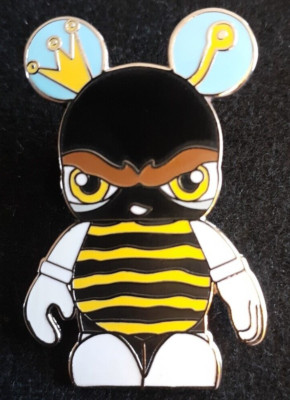 Disney Vinylmation Urban #6 Mystery ''Queen Bee'' Chaser Pin~2011~Pin# 82176~EUC!