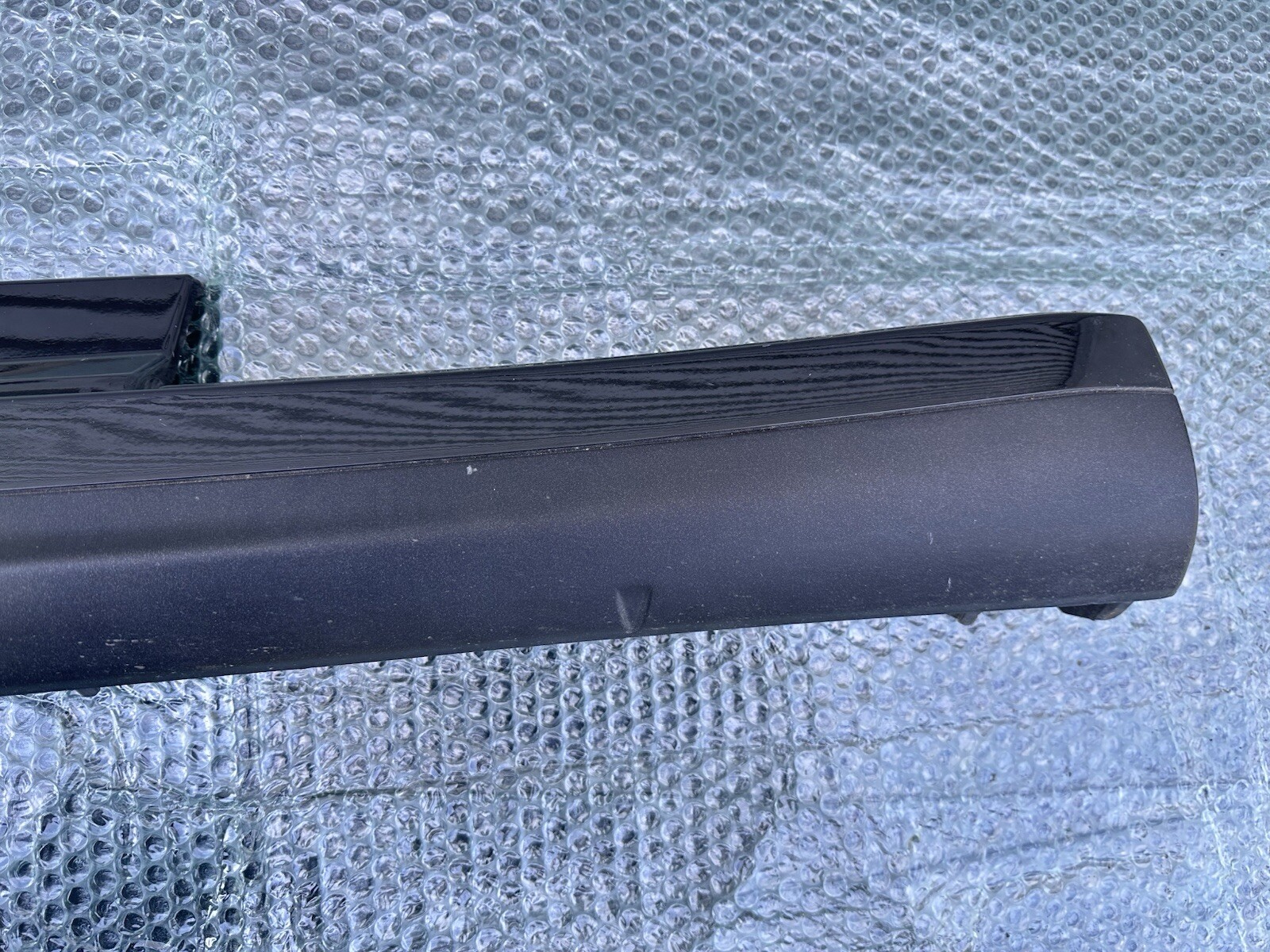 14-20 Maserati Quattroporte Rocker Panel Side Skirt Moulding Right BLACK  OEM