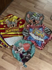 RARE CHUCK E. CHEESE'S STAR & ROCKS HUGE COLLECTIBLE BALLOONS NEW Lot of 3 !!!