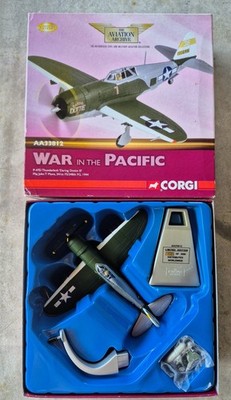 Corgi Aviation 1/72 P-47D THUNDERBOLT DARING DOTTIE III 341ST FS 348TH FG 1944