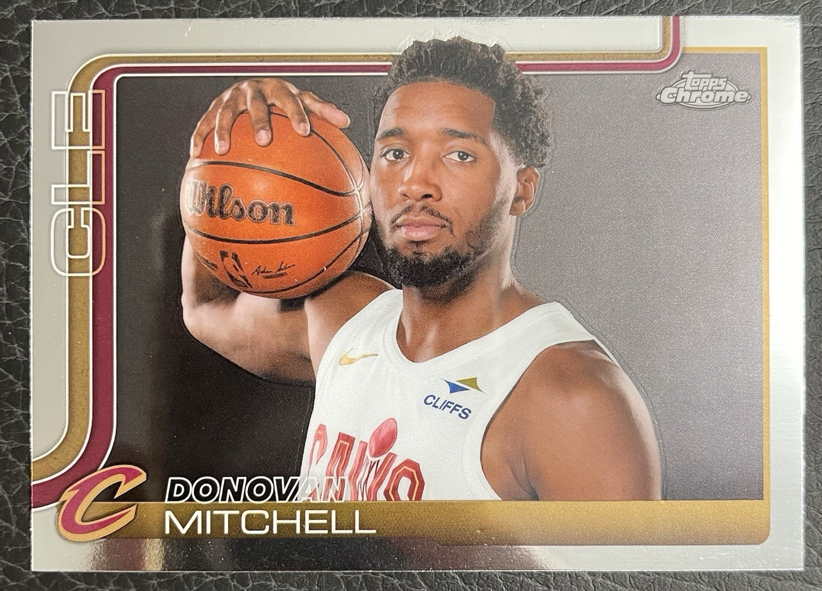 2025-26 Topps Chrome Basketball Donovan Mitchell Image Variation SSP #69
