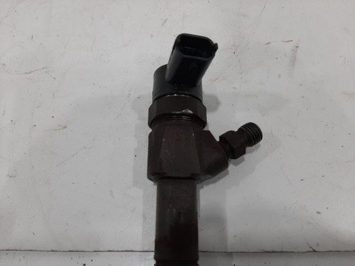2012 CHRYSLER DELTA 1.6L Diesel 198A2.000 FUEL INJECTOR 0001300883 - Picture 2 of 4