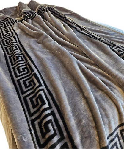 Heavy Reversible Warm Soft Thick 2 Ply Blankets 9 Designs in King Size 200x240cm - Picture 8 of 14