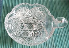 ANTIQUE SPARKLING ABP CUT GLASS NAPPY WITH ELEGANT PATTERN