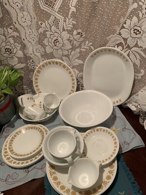Corelle Butterfly Gold Dinnerware Vintage 33 Piece Set