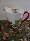 Excellent Pioneer Woman Poinsettia 4 Cup Measuring Cup!
