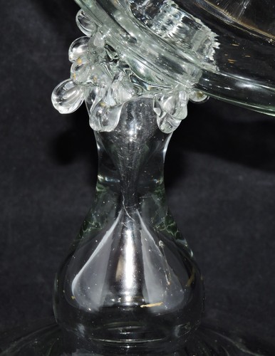 ANTIQUE ART GLASS CORNUCOPIA VASE LARGE - Picture 5 of 5