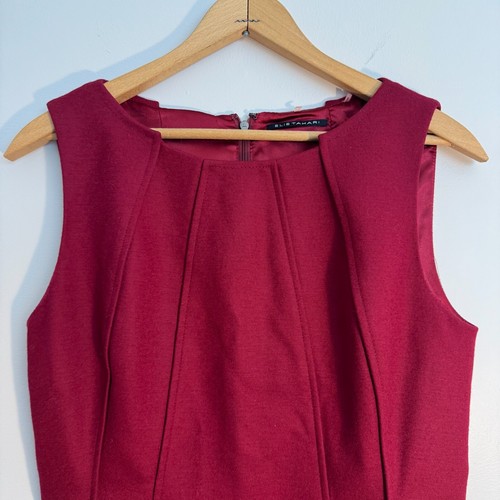 Elie Tahari Red Seamed Wool Stretch Dress Sleeveless Lined - Size 8 - Picture 3 of 8