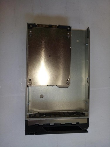 Lenovo 03T7915 400GB 4XB0F26631 ThinkServer SAS 12G 2.5" in 3.5'' Tray SSD - Afbeelding 4 van 4
