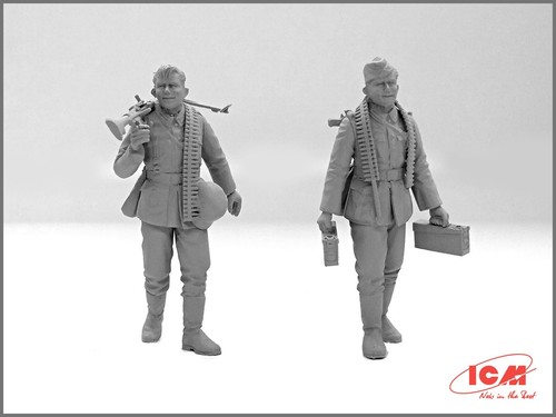 Sd.Kfz.251/1 Ausf.A with German Infantry ICM 35103 Plastic model kit Scale 1:35 - Picture 12 of 19