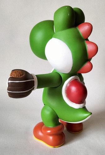 Figure Yoshi Baseball Super Size 9 Inch Nintendo Super Mario Bros. 2007 - Picture 4 of 12