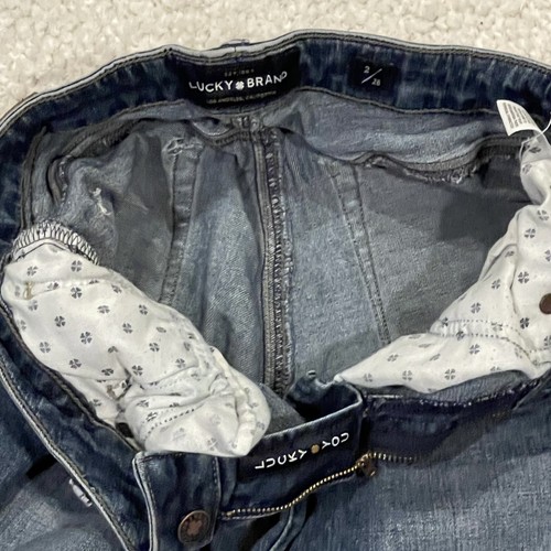 Lucky Brand Dylan Boyfriend Jeans Size 2 / 26 Med Wash Whiskering Women's Denim - Picture 6 of 12