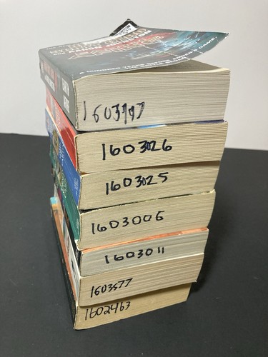 Lot Of 81 Vintage Sci-Fi Paperback Books Featuring Famous Authors - Picture 13 of 15