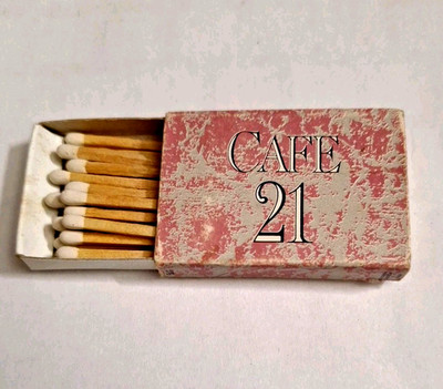 Cafe 21 Pink Matchbox with Wooden Matches - Chicago, Illinois Pink