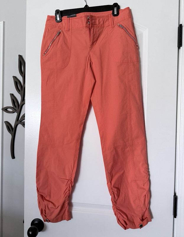 INC International Concepts Women’s Regular Fit Solid Orange Capri Pants Zip 4