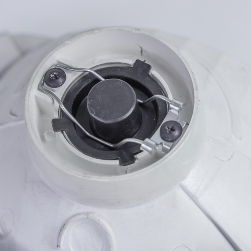 Crystal Halogen H4 Headlights for Toyota Hilux MK1 / MK2 RHD (Pair) - Picture 6 of 9