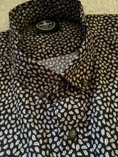 Official licensed Guinness™ Long Sleeve Soft Touch Leaf Print Shirt size Large L