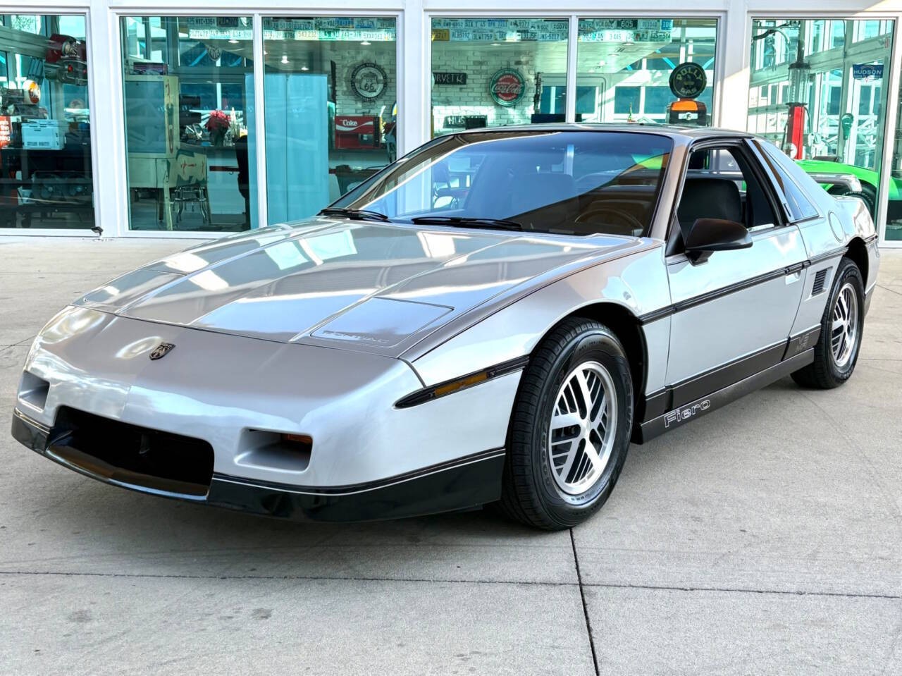 1987 Pontiac Fiero for sale in Bradenton Florida