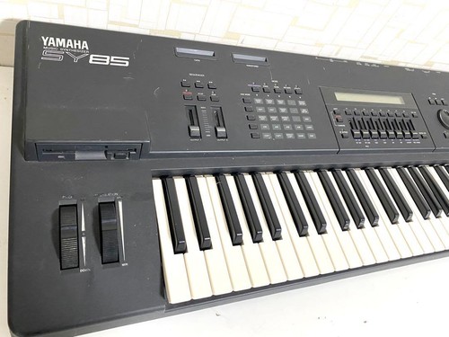 YAMAHA SY85 61-Key Synthesizer Workstation Tested w/ Power Cable Japan - Picture 5 of 11