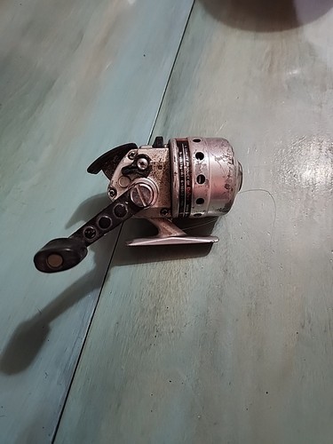 Vintage Daiwa Silvercast 208RL Casting Reel Made in Japan - Picture 2 of 3