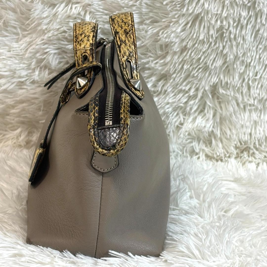 FENDI Visaway Python Shoulder Bag Gray Leather Me… - image 7