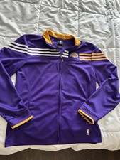 Women  s Adidas Los Angeles Lakers court warm-up jackets XL Pre owned Great Cond