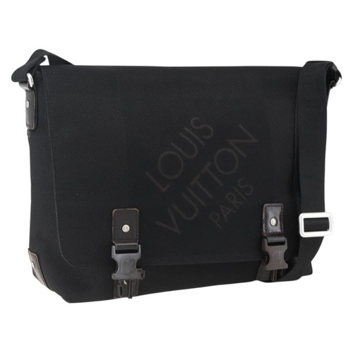 LOUIS VUITTON Damier Geant Roux Shoulder Bag Black M93079 LV Auth ka2536