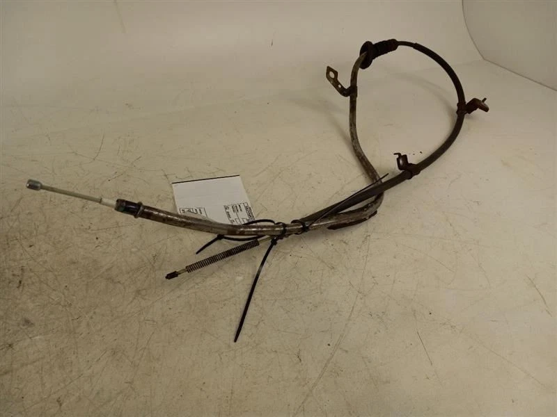 Cable freno estacionamiento derecho Nissan Sentra 2010 5590 Foto 2 de 4