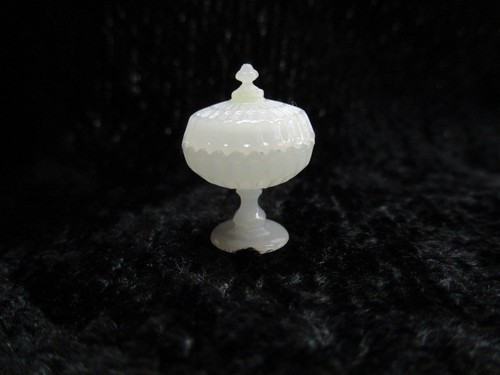 Dollhouse Miniature Chrysnbon Vtg Glass Look Candy Dish Set Red Green White Box - Picture 15 of 19