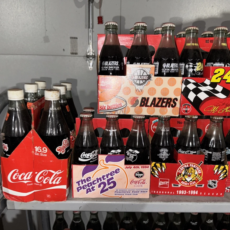 Лот из более чем 250 коммерческих бутылок Coca Cola - Изображение 2 из 4