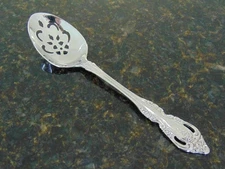 Oneida RENOIR-PEMBROOKE Pierced Tablespoon SSS Stainless