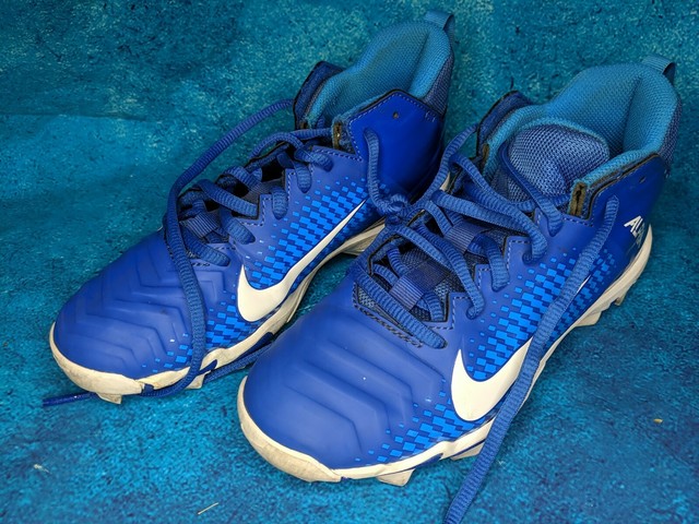 nike alpha menace varsity 2