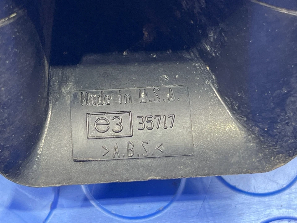 Bocina Low Note GM se adapta a Acadia Escalade Tahoe Yukon OEM 84594590 Foto 3 de 4