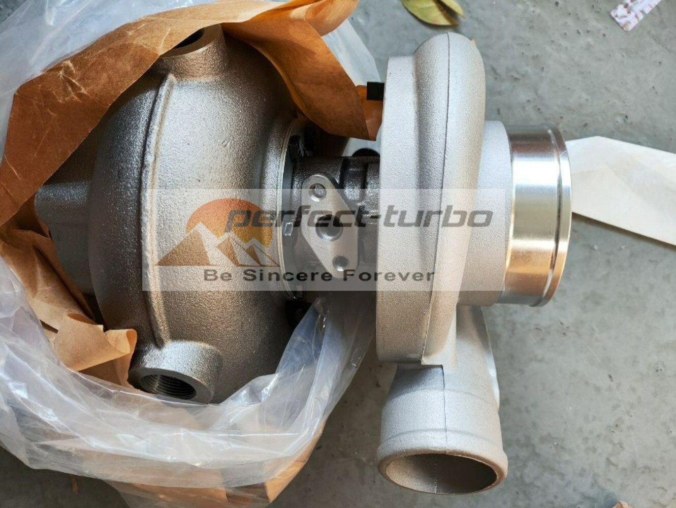 New HX35 3538452 Turbo for 1996-09 Cummins Marine with 6BTM Engine
